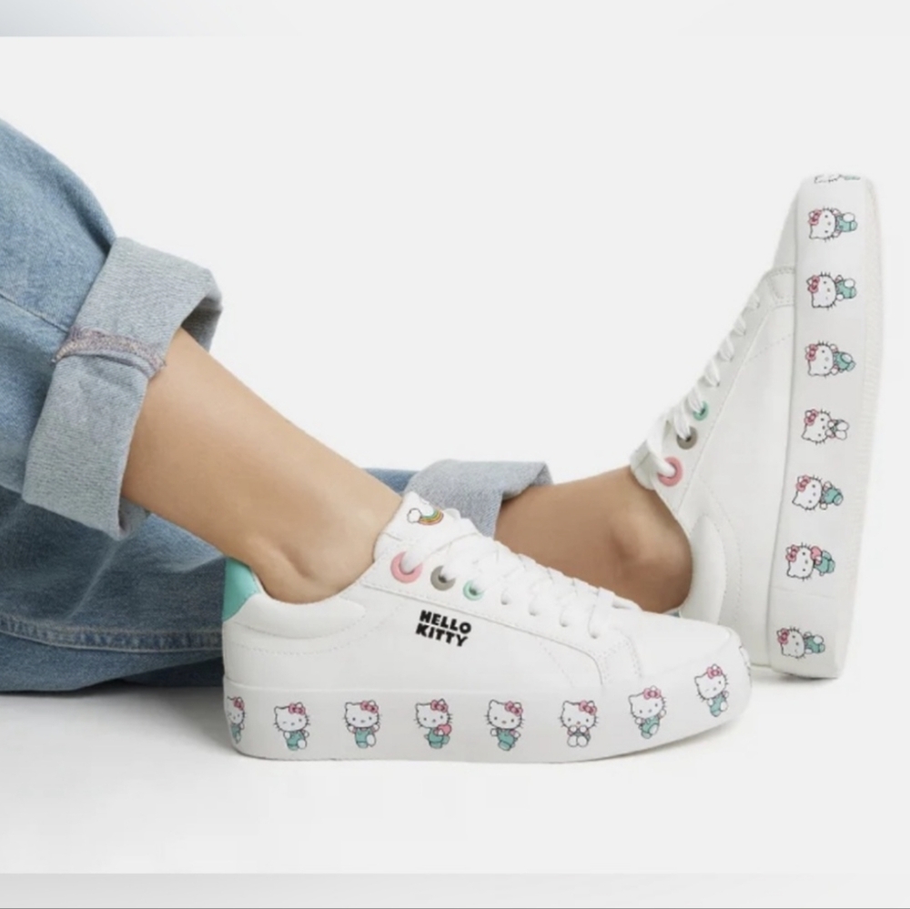 🆕 Bershka & Hello Kitty Sneakers